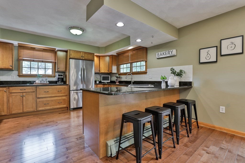 68 Holland Road Wakefield, MA 01880 - Photo 14 of 39 Gallery Image 14