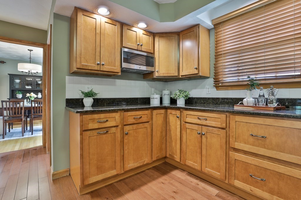 68 Holland Road Wakefield, MA 01880 - Photo 18 of 39 Gallery Image 18