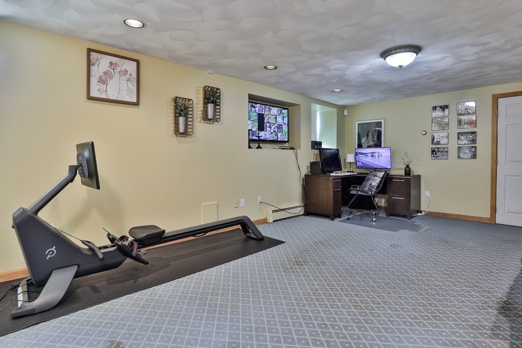 68 Holland Road Wakefield, MA 01880 - Photo 36 of 39 Gallery Image 36