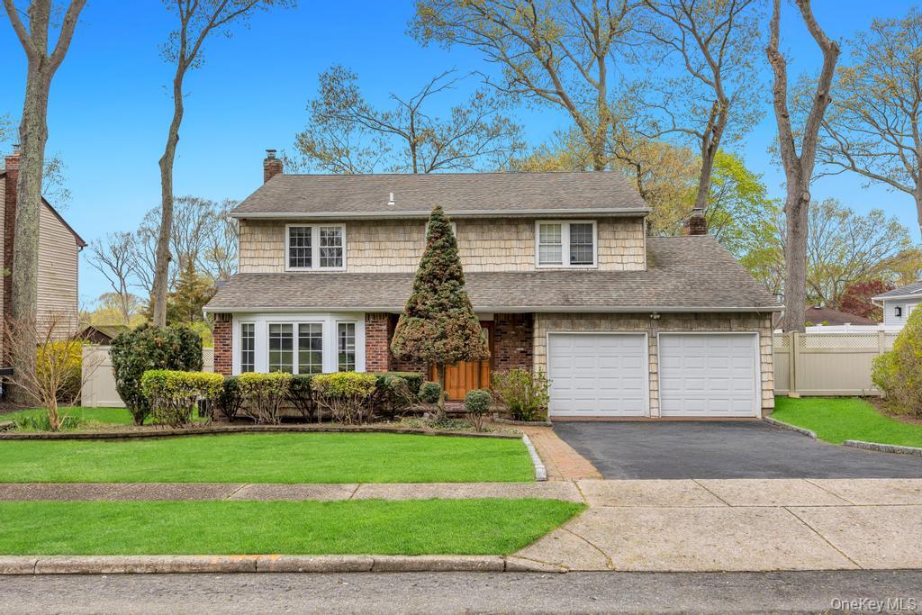 9 Chester Street Smithtown, NY 11787 - Photo 2 of 39