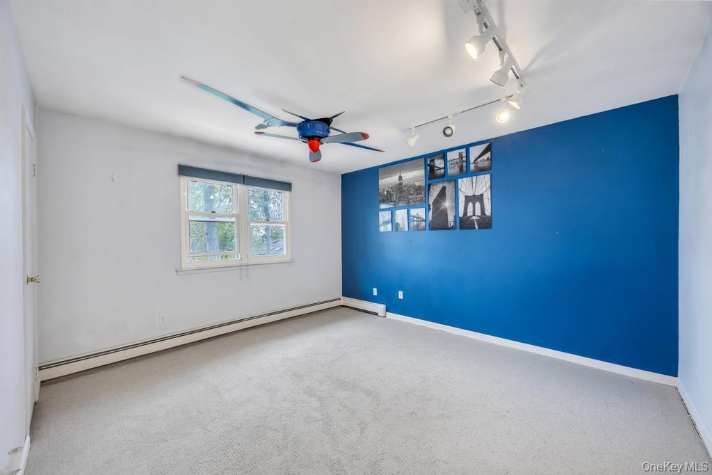 9 Chester Street Smithtown, NY 11787 - Photo 30 of 39