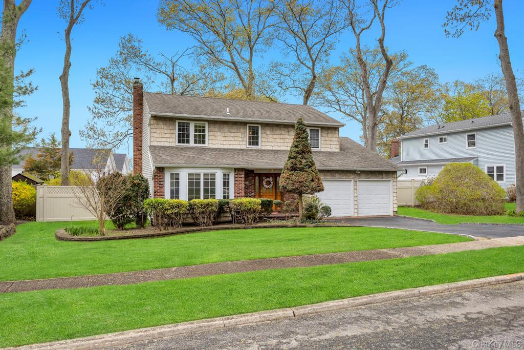 9 Chester Street Smithtown, NY 11787 - Photo 3 of 39