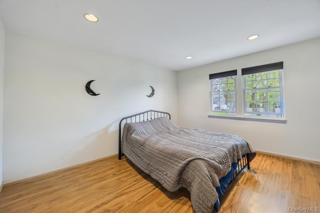 9 Chester Street Smithtown, NY 11787 - Photo 32 of 39