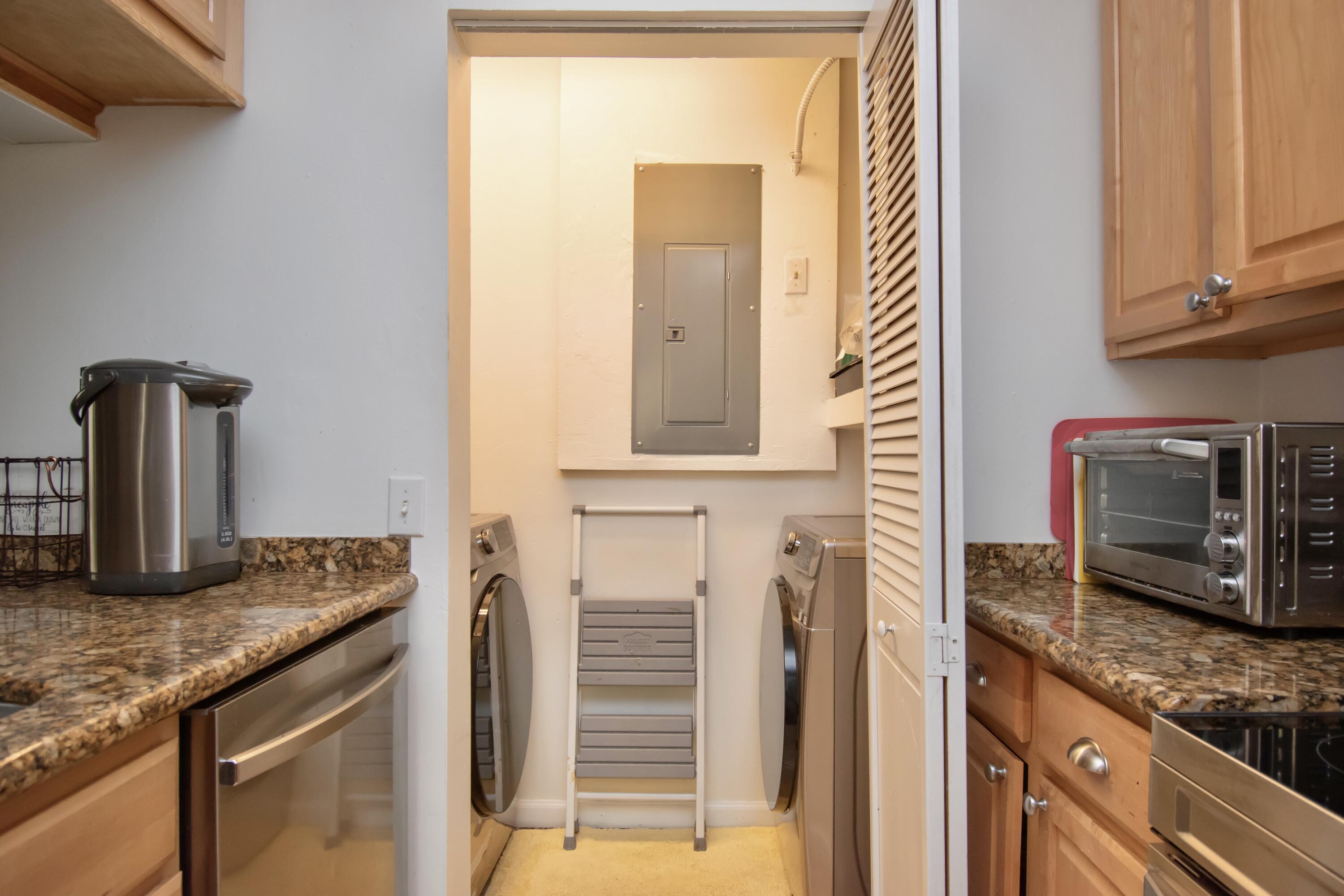 22352 Pineapple Walk Drive Boca Raton, FL 33433 - Photo 7 of 15 051FE6E3-A588-4593-8DCB-6D240ABAFBB4