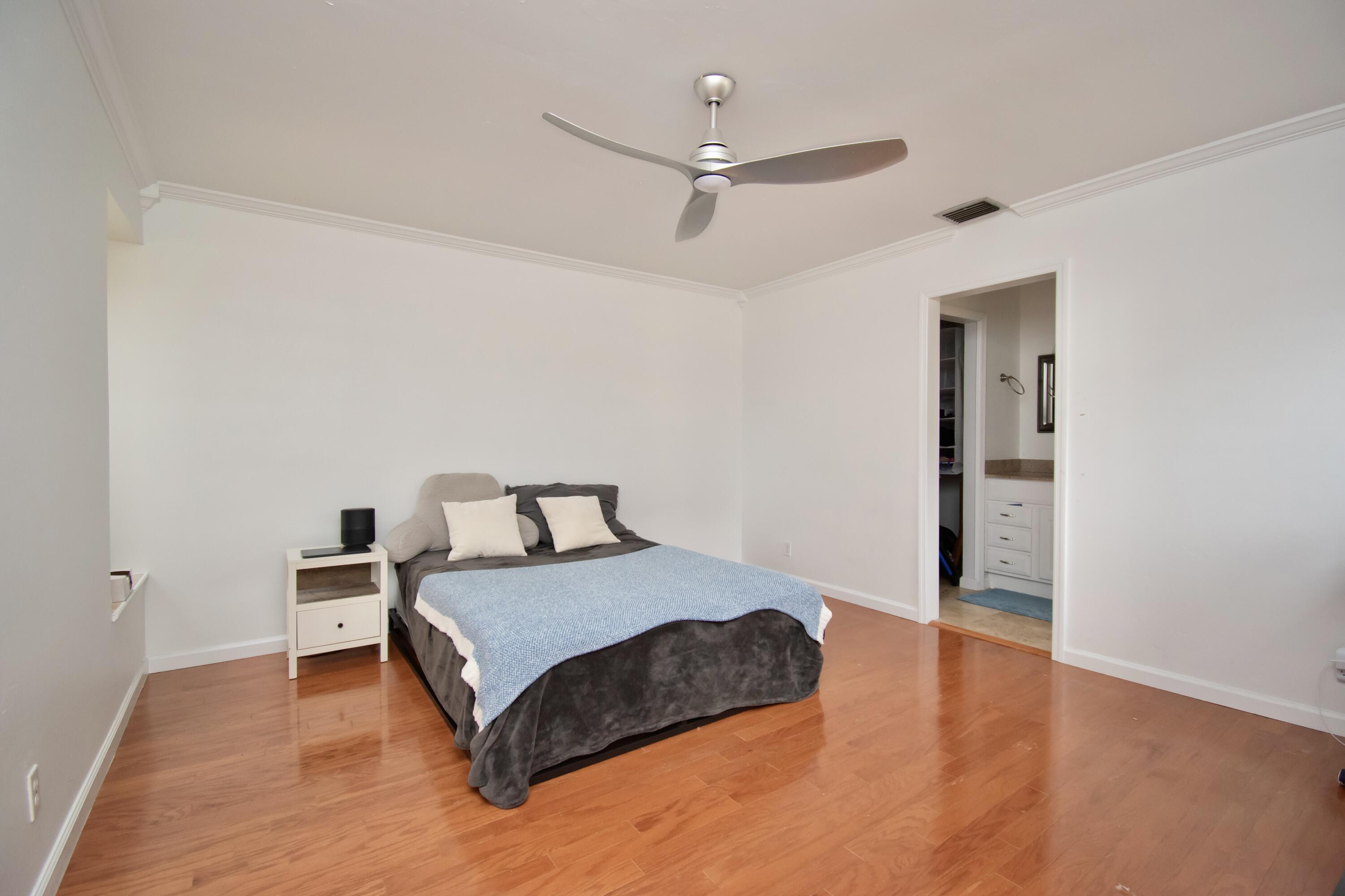 22352 Pineapple Walk Drive Boca Raton, FL 33433 - Photo 9 of 15 A00FAE18-D828-4FB5-BC54-033F950BCA77