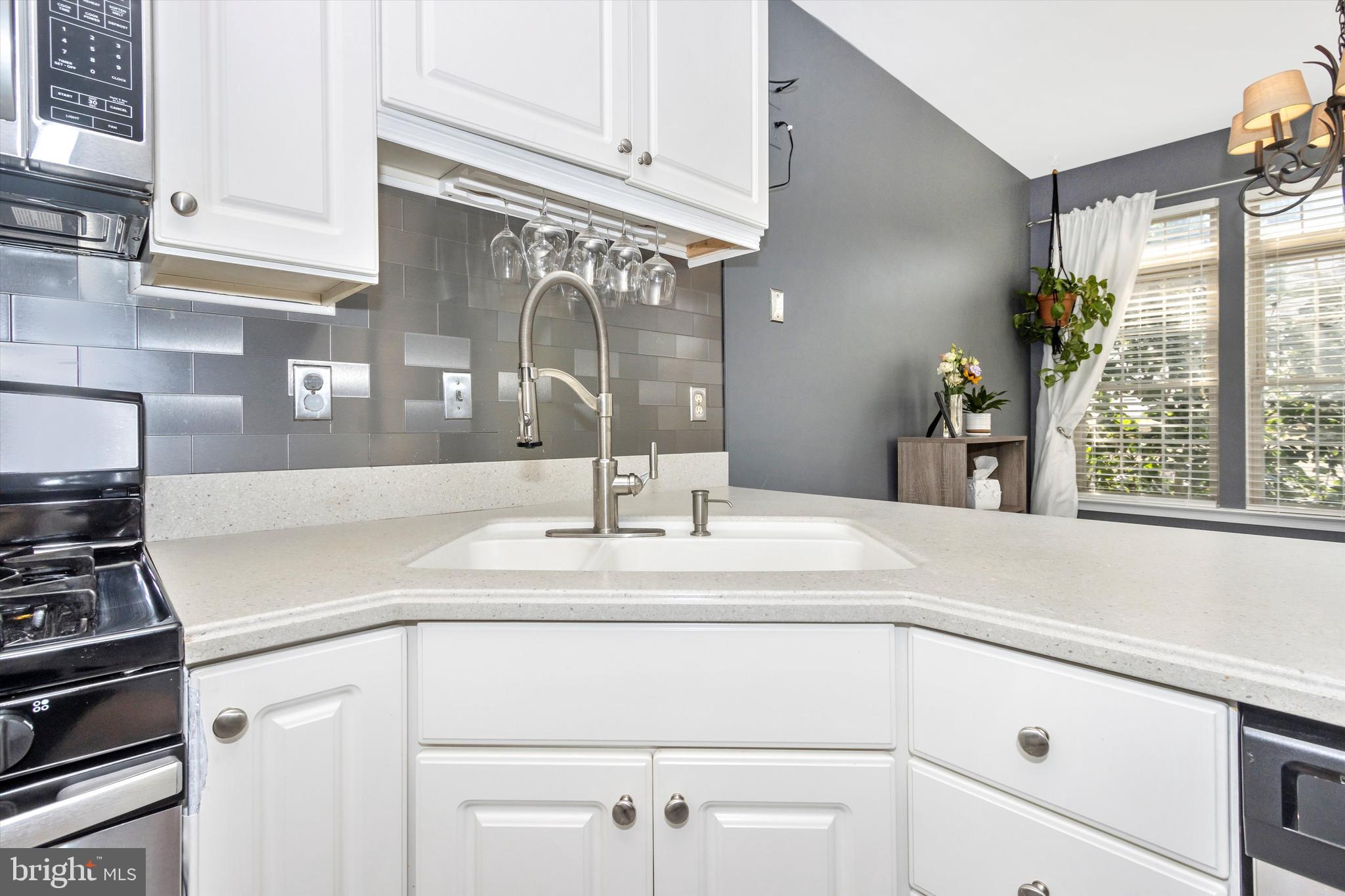 2239 Village Square Road Frederick, MD 21701 - Photo 16 of 49