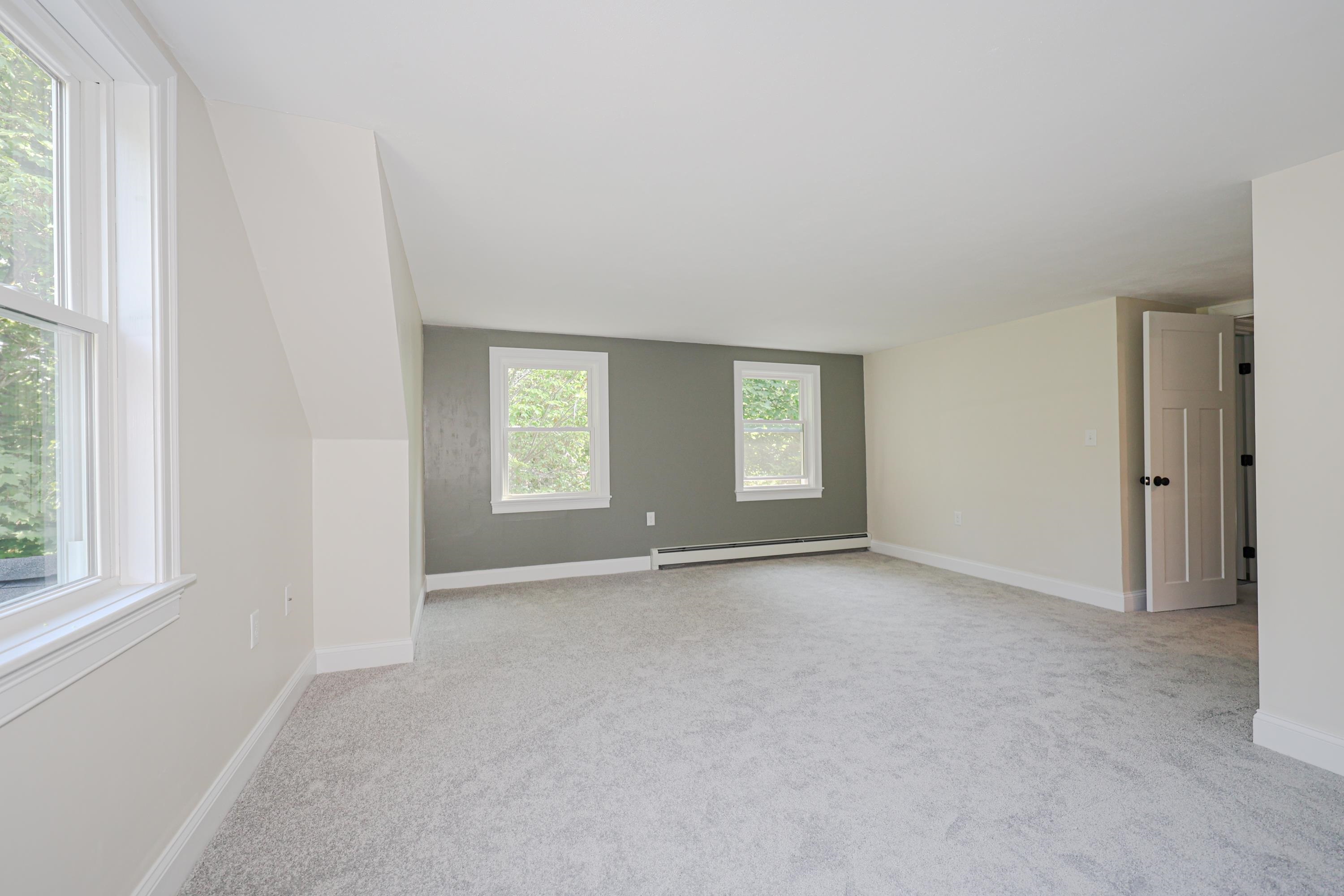 16 High Street Stratham, NH 03885 - Photo 11 of 26