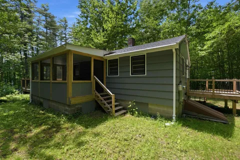 $1,150,000 | 97-104 Burton Road, Moultonborough, NH 03254