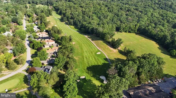 $250,000 | 20 Shawnee Trail, Hedgesville, WV 25427