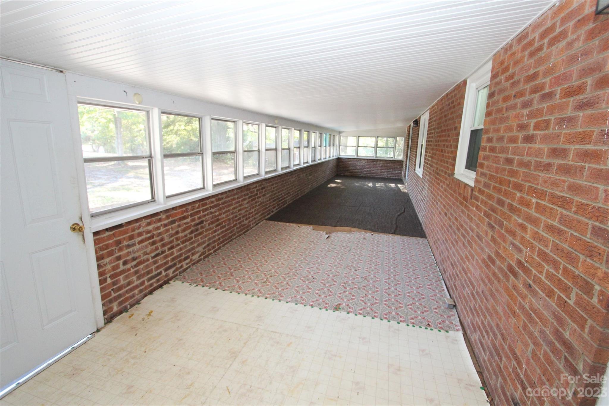 144 Allen Pond Road Wadesboro, NC 28170 - Photo 7 of 40 a view of entryway