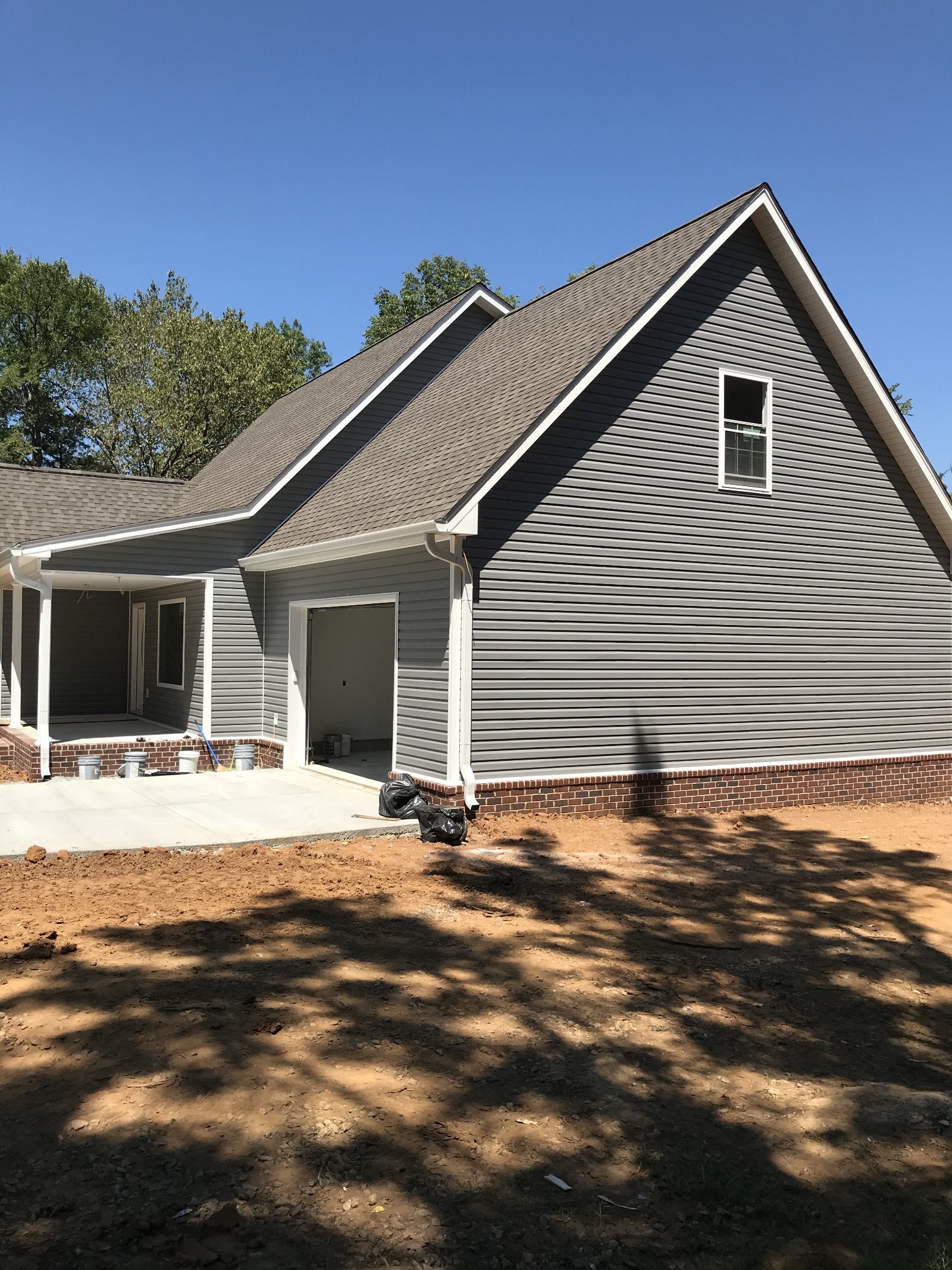 1141 Hamilton Chambers Road Lebanon, TN 37087 - Photo 2 of 15 a view of a house with a yard