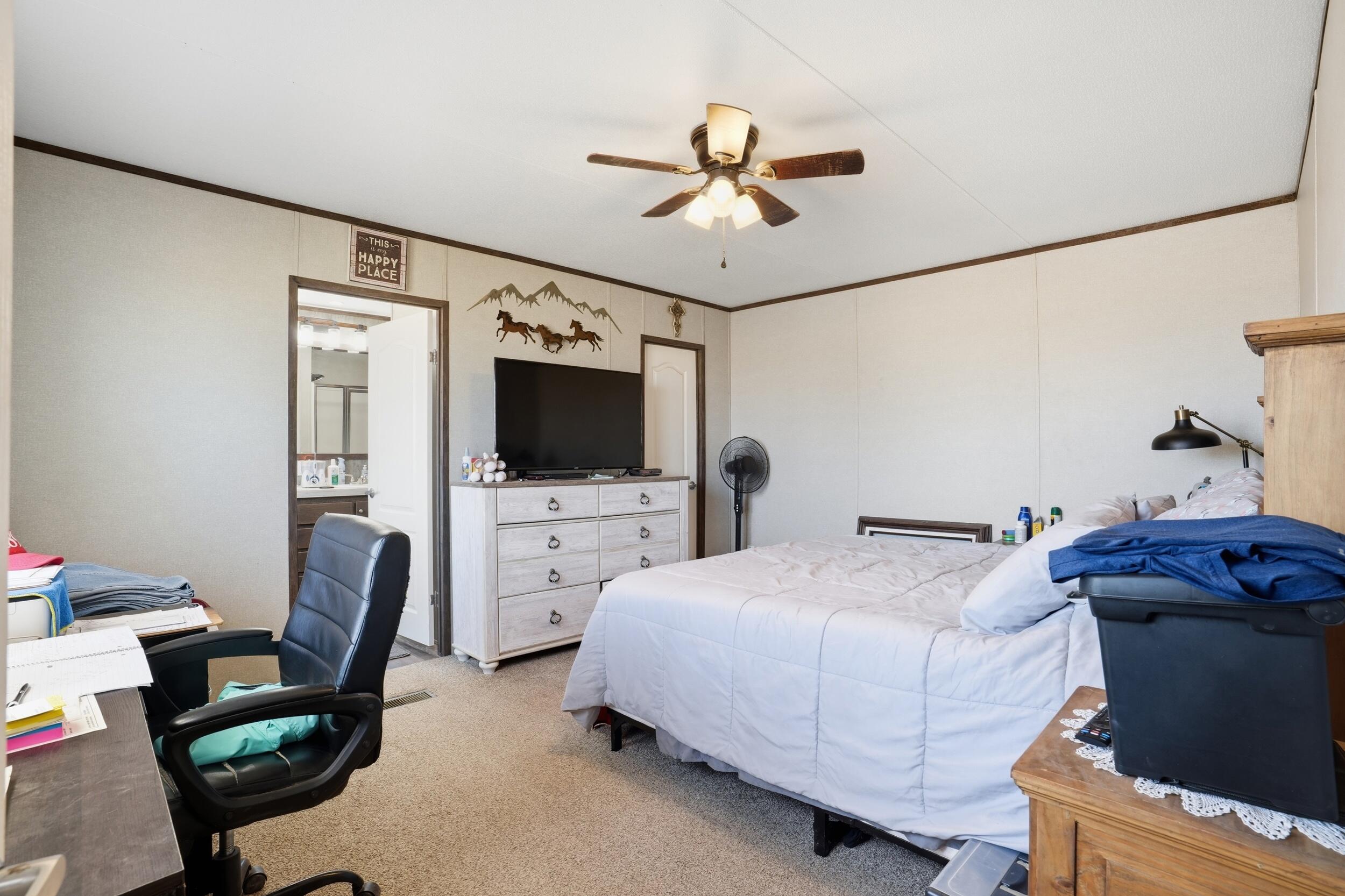 4160 Hummingbird Road Ropesville, TX 79358 - Photo 14 of 29 airhubstudios_012