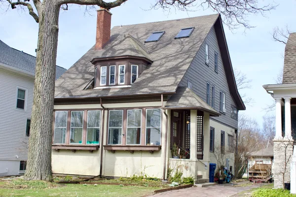 $6,400 | 1018 Oakwood Avenue, Wilmette, IL 60091