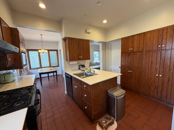 $6,400 | 1018 Oakwood Avenue, Wilmette, IL 60091