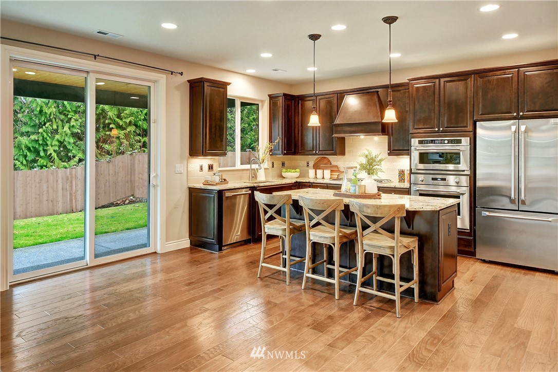18921 177th Avenue Southeast Renton, WA 98058 - Photo 3 of 31 Gallery Image 3
