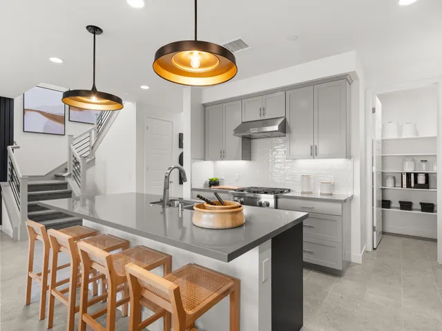 $787,000 | 73368 Warhol Lane, Palm Desert, CA 92211