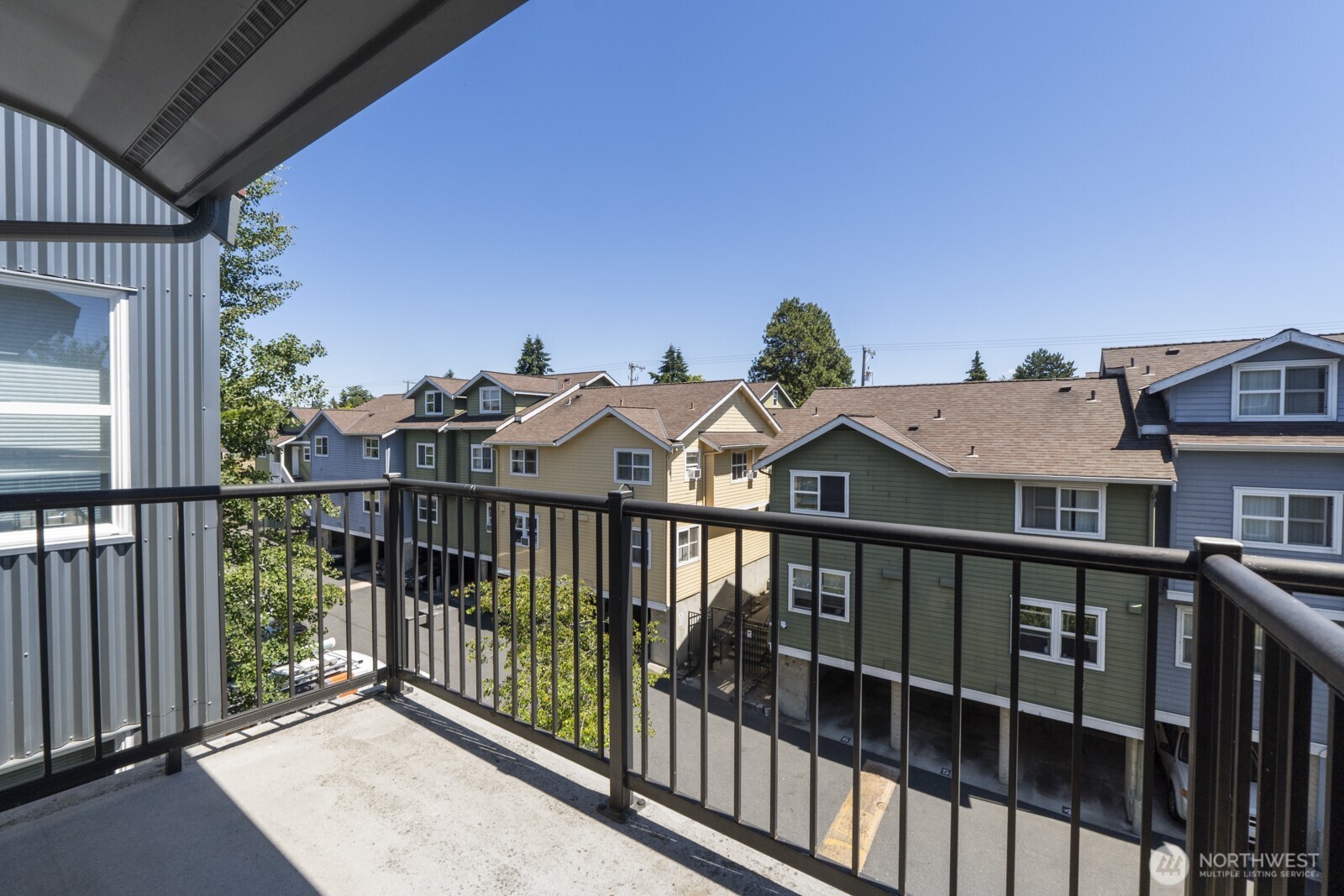 600 North 85th Street, Unit 401 Seattle, WA 98103 - Photo 29 of 39