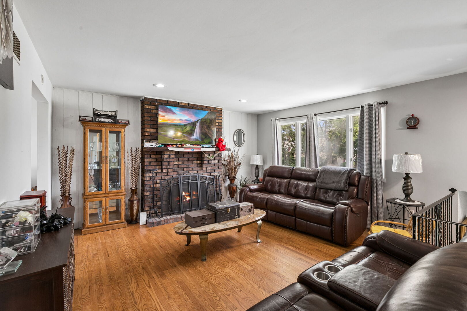 356 Park Avenue Addison, IL 60101 - Photo 3 of 24