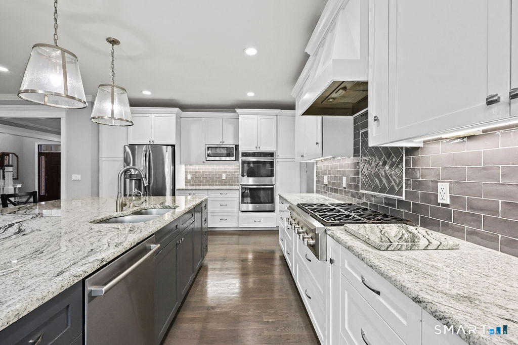 399 Hill Road Harwinton, CT 06791 - Photo 11 of 40