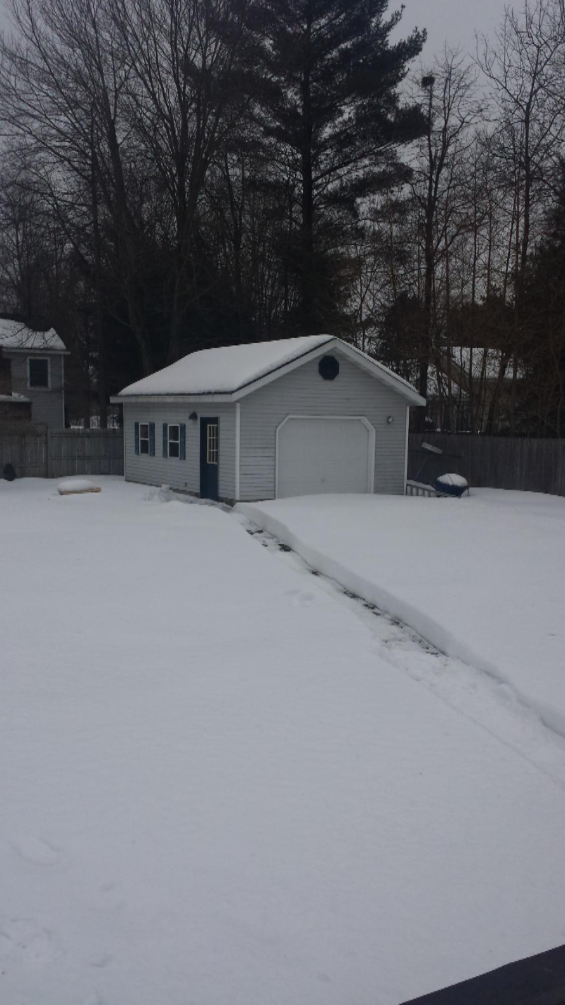 3341 Sheringer Road Muskegon, MI 49444 - Photo 10 of 17 20150310_130550.jpg