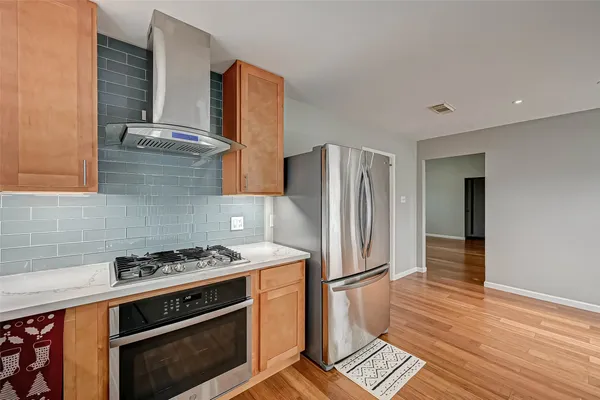 $1,950 | 9466 Coast Bridge Street, Houston, TX 77075