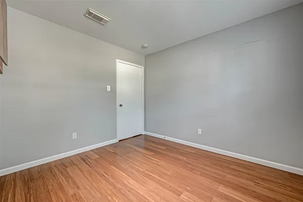 $1,950 | 9466 Coast Bridge Street, Houston, TX 77075