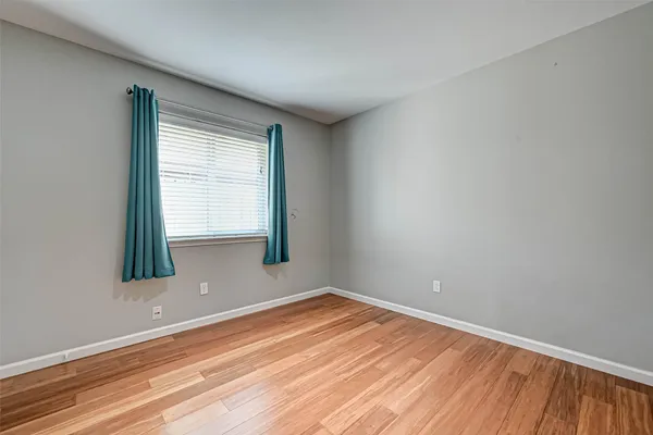 $1,950 | 9466 Coast Bridge Street, Houston, TX 77075