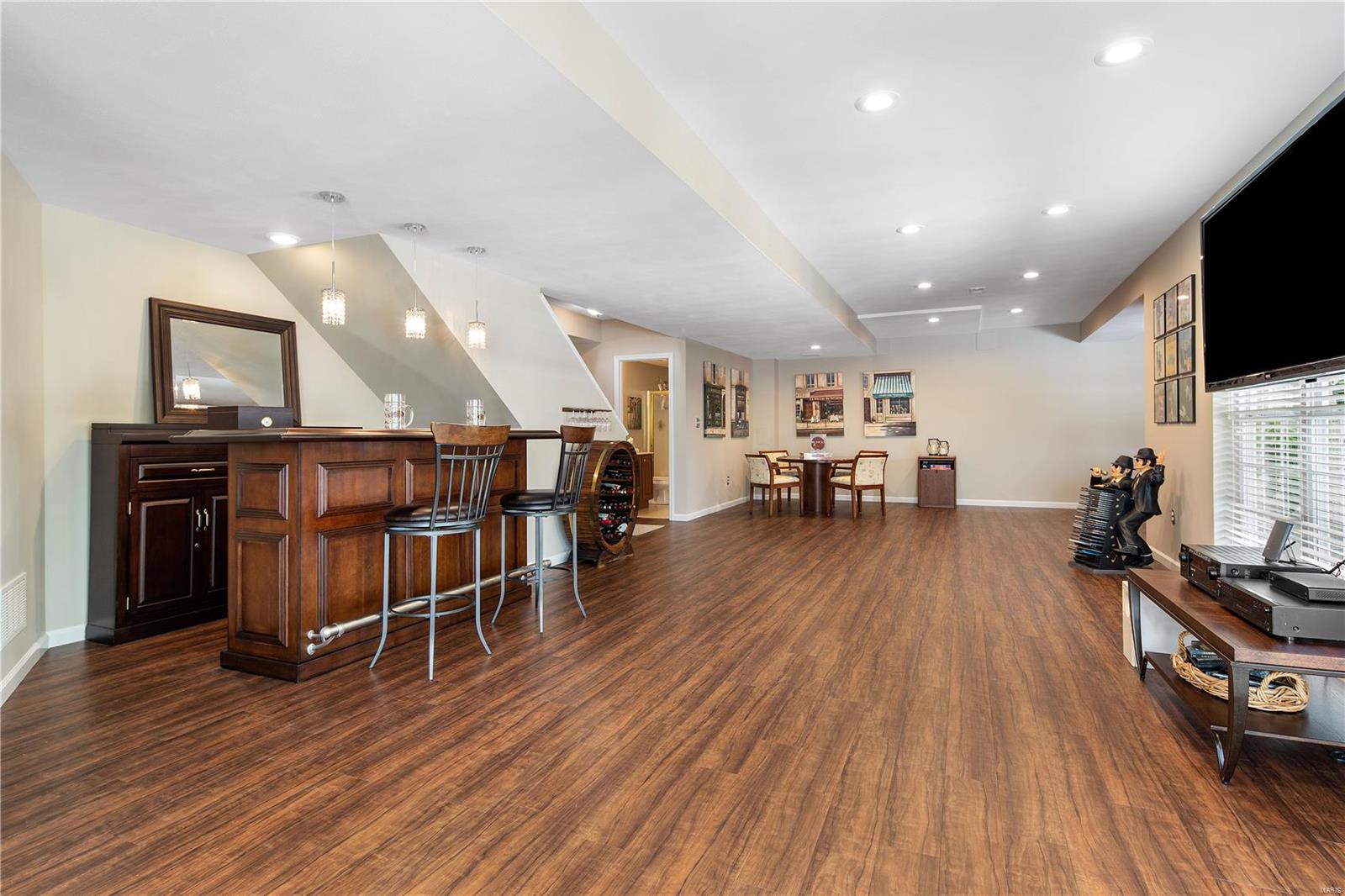 1007 Kiefer Ridge Drive Ballwin, MO 63021 - Photo 29 of 39 Gallery Image 29
