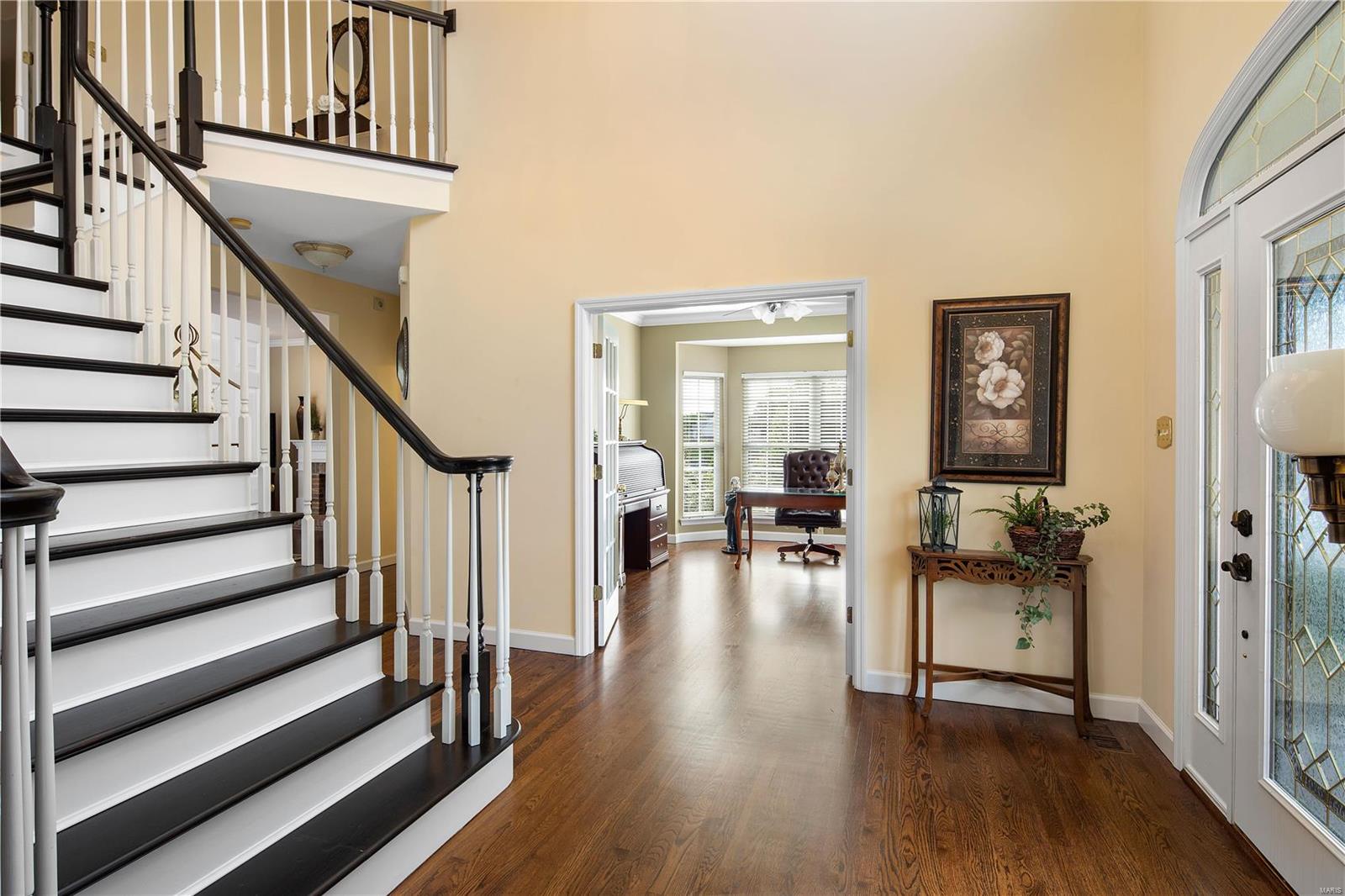 1007 Kiefer Ridge Drive Ballwin, MO 63021 - Photo 8 of 39 Gallery Image 8