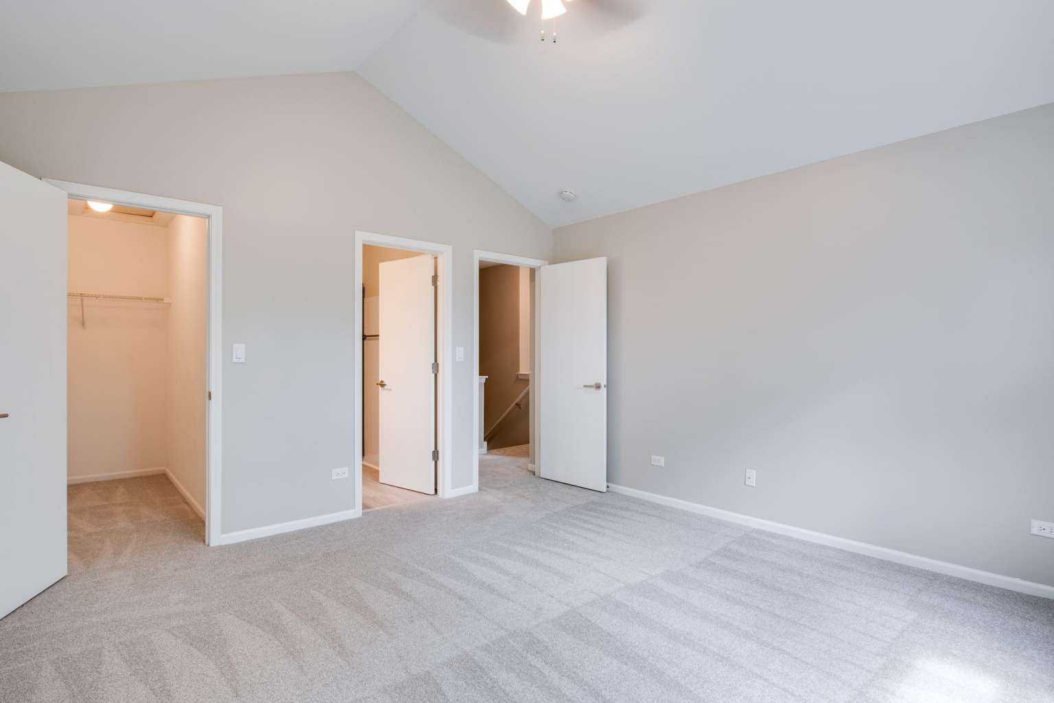 2203 Riverside Drive Plainfield, IL 60586 - Photo 18 of 25 an empty room with an entryway