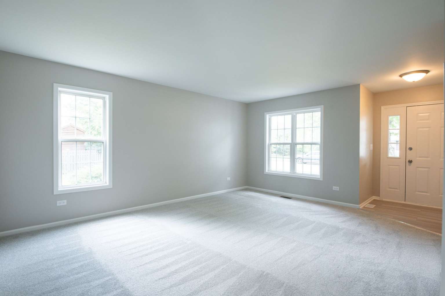 2203 Riverside Drive Plainfield, IL 60586 - Photo 5 of 25 an empty room with windows