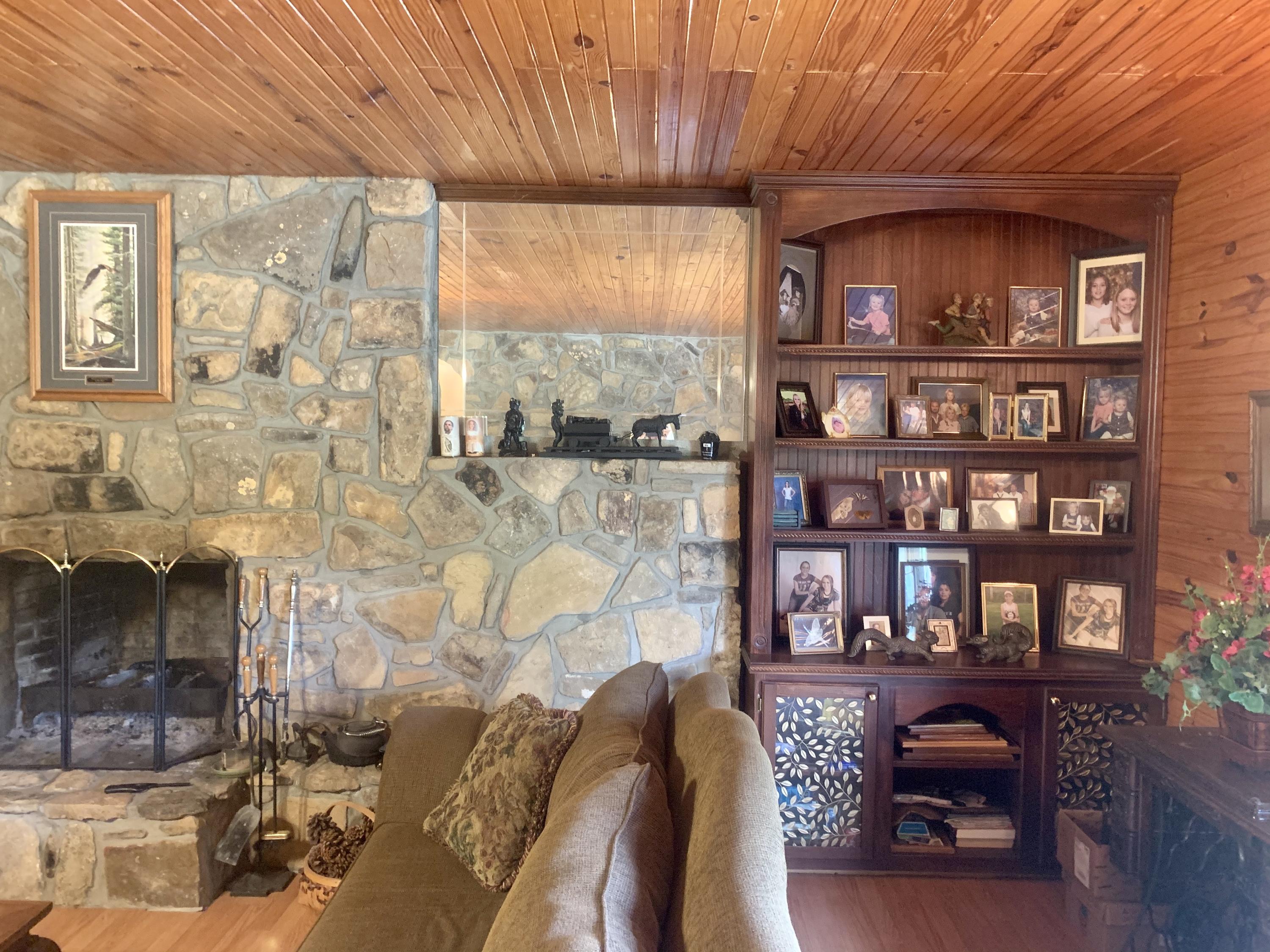 2697 Black Lick Road McKee, KY 40447 - Photo 10 of 29 11A1F9B2-5882-46A9-9FD5-2AC41E325451