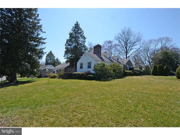 954 Remington Road Wynnewood, PA 19096 - Photo 16 of 16 Side Yard