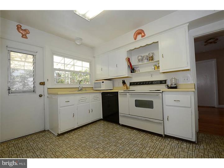 954 Remington Road Wynnewood, PA 19096 - Photo 9 of 16 Kitchen