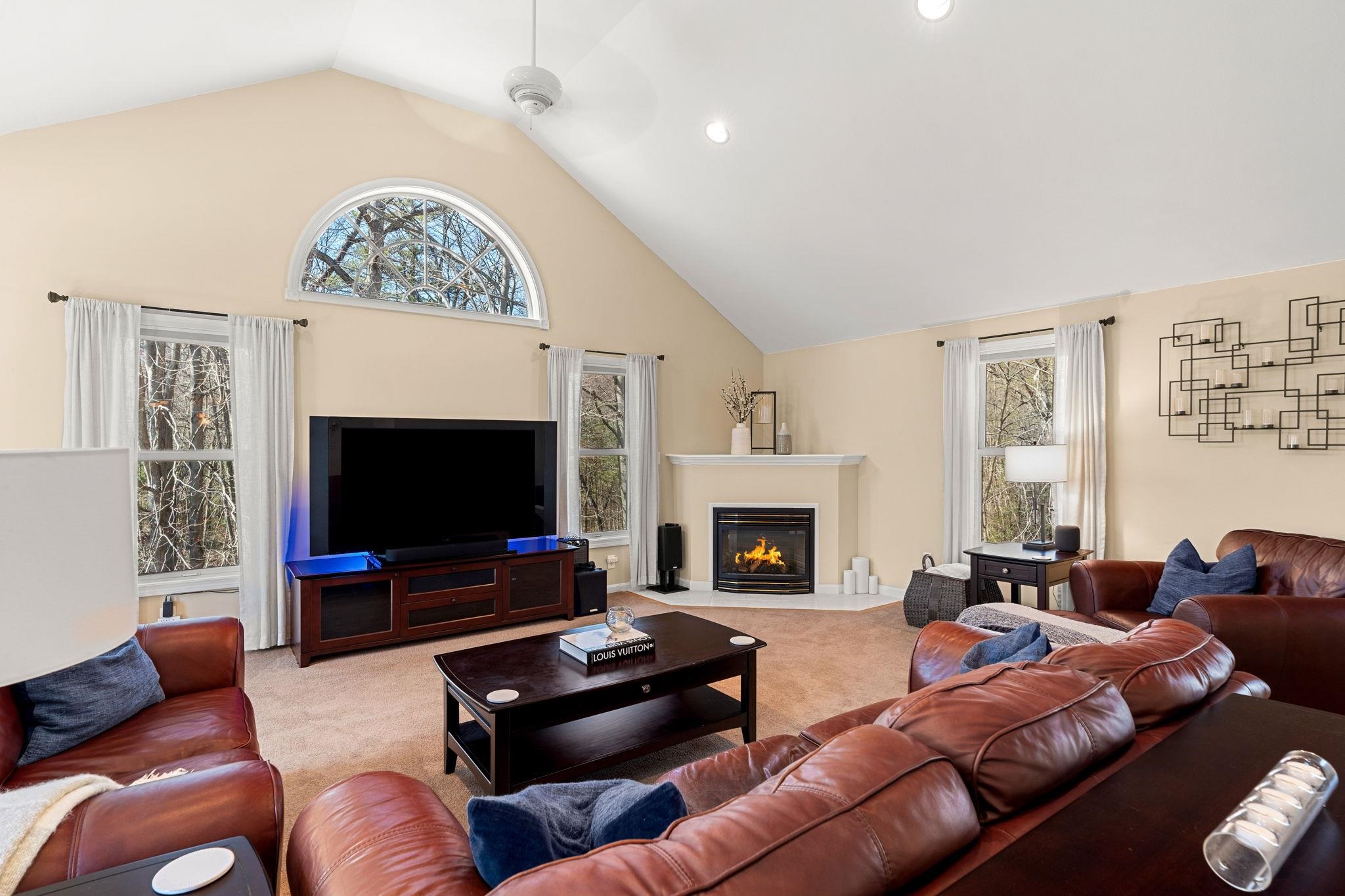 29 Greenwich Road Litchfield, NH 03052 - Photo 12 of 48