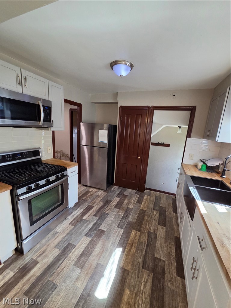 1275 South Green Road Cleveland, OH 44121 - Photo 6 of 22