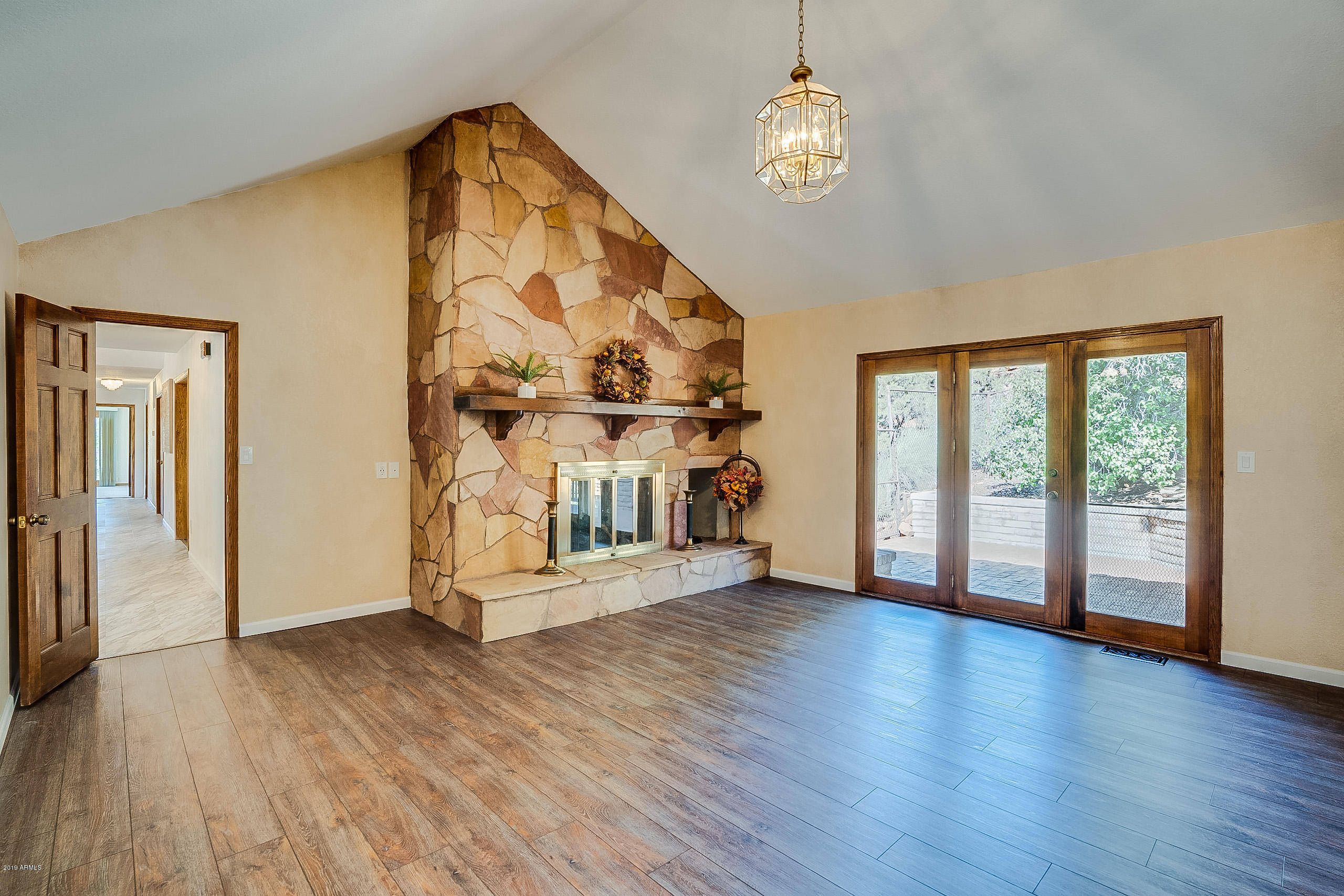 395 Manzanita Drive Sedona, AZ 86336 - Photo 16 of 46 Manzanita-37