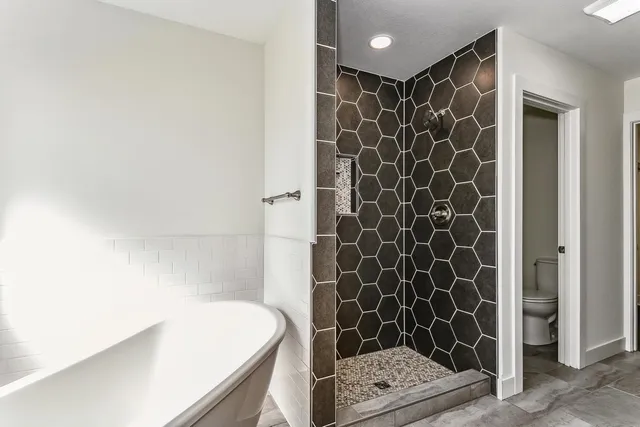 $449,000 | 518 North Backwoods Court, Valley Center, KS 67147