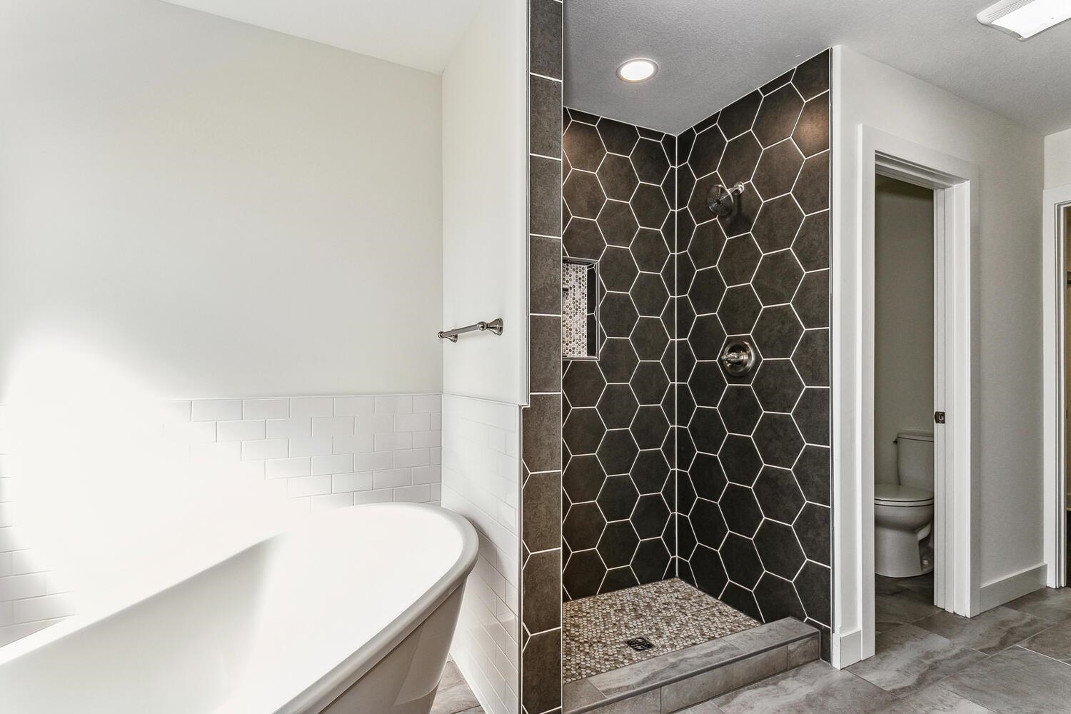 518 North Backwoods Court Valley Center, KS 67147 - Photo 14 of 35