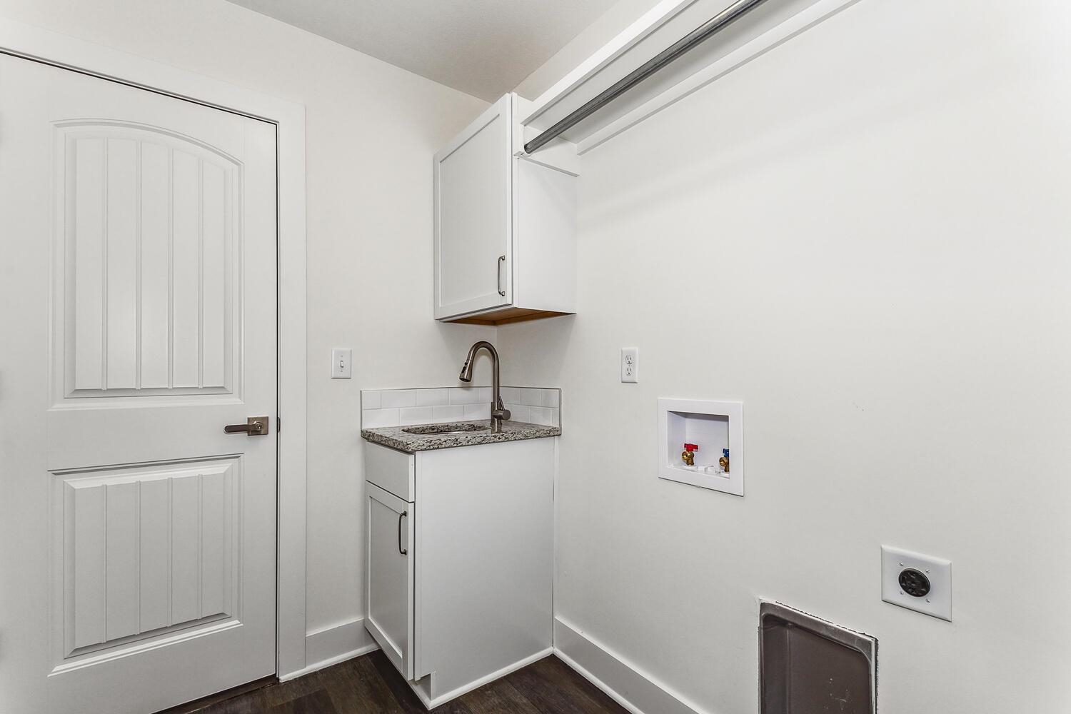 518 North Backwoods Court Valley Center, KS 67147 - Photo 15 of 35