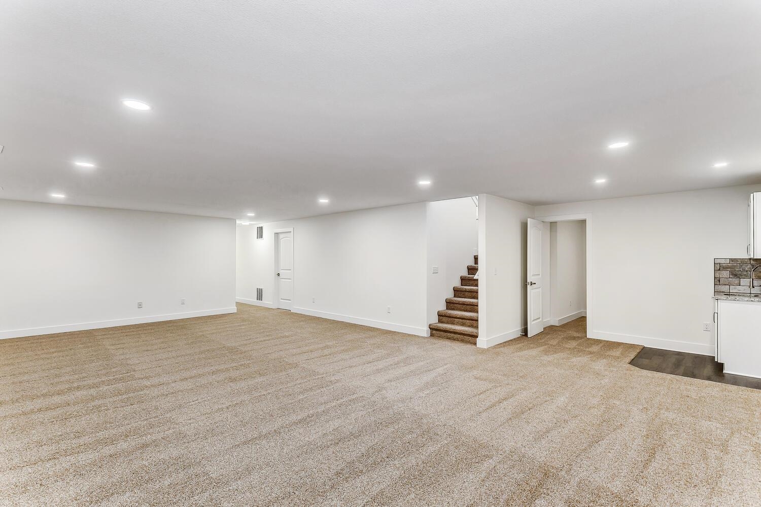 518 North Backwoods Court Valley Center, KS 67147 - Photo 19 of 35