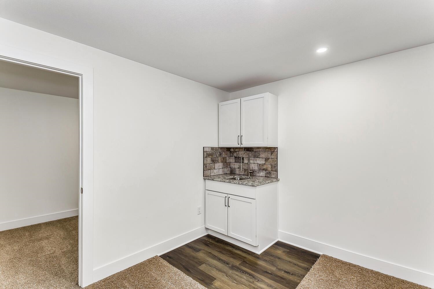 518 North Backwoods Court Valley Center, KS 67147 - Photo 22 of 35