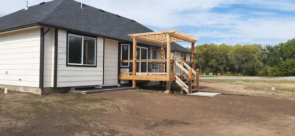 $449,000 | 518 North Backwoods Court, Valley Center, KS 67147