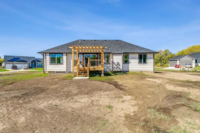 $449,000 | 518 North Backwoods Court, Valley Center, KS 67147