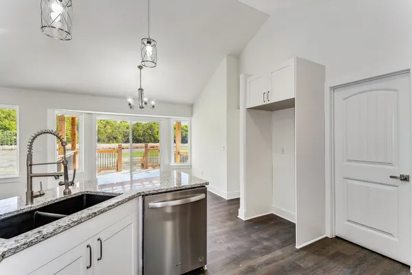 $449,000 | 518 North Backwoods Court, Valley Center, KS 67147