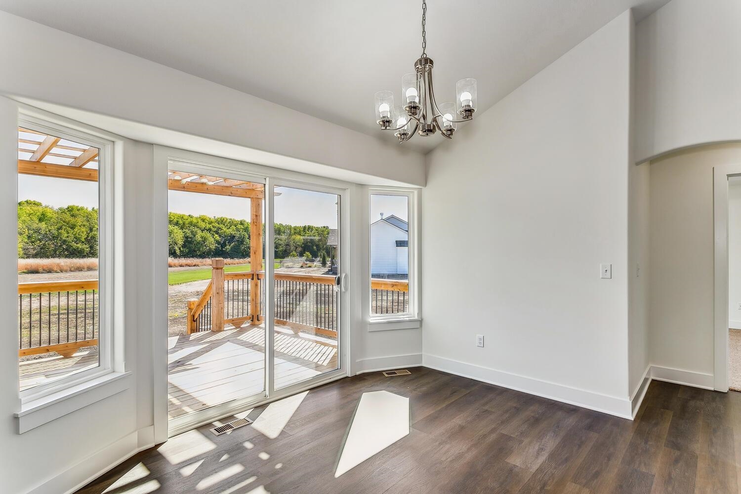 518 North Backwoods Court Valley Center, KS 67147 - Photo 10 of 35