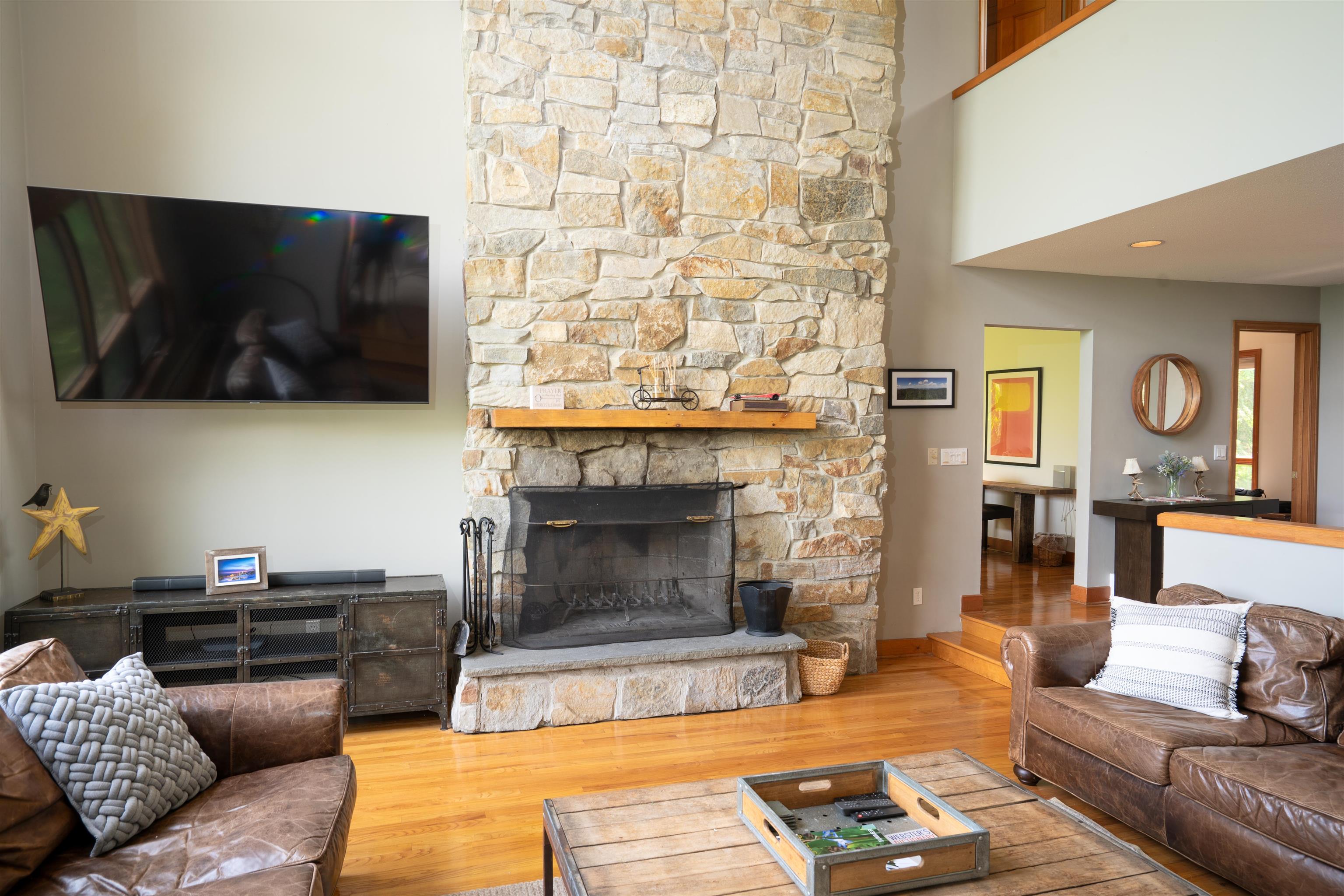 25 Benson Fuller Drive Winhall, VT 05340 - Photo 3 of 38