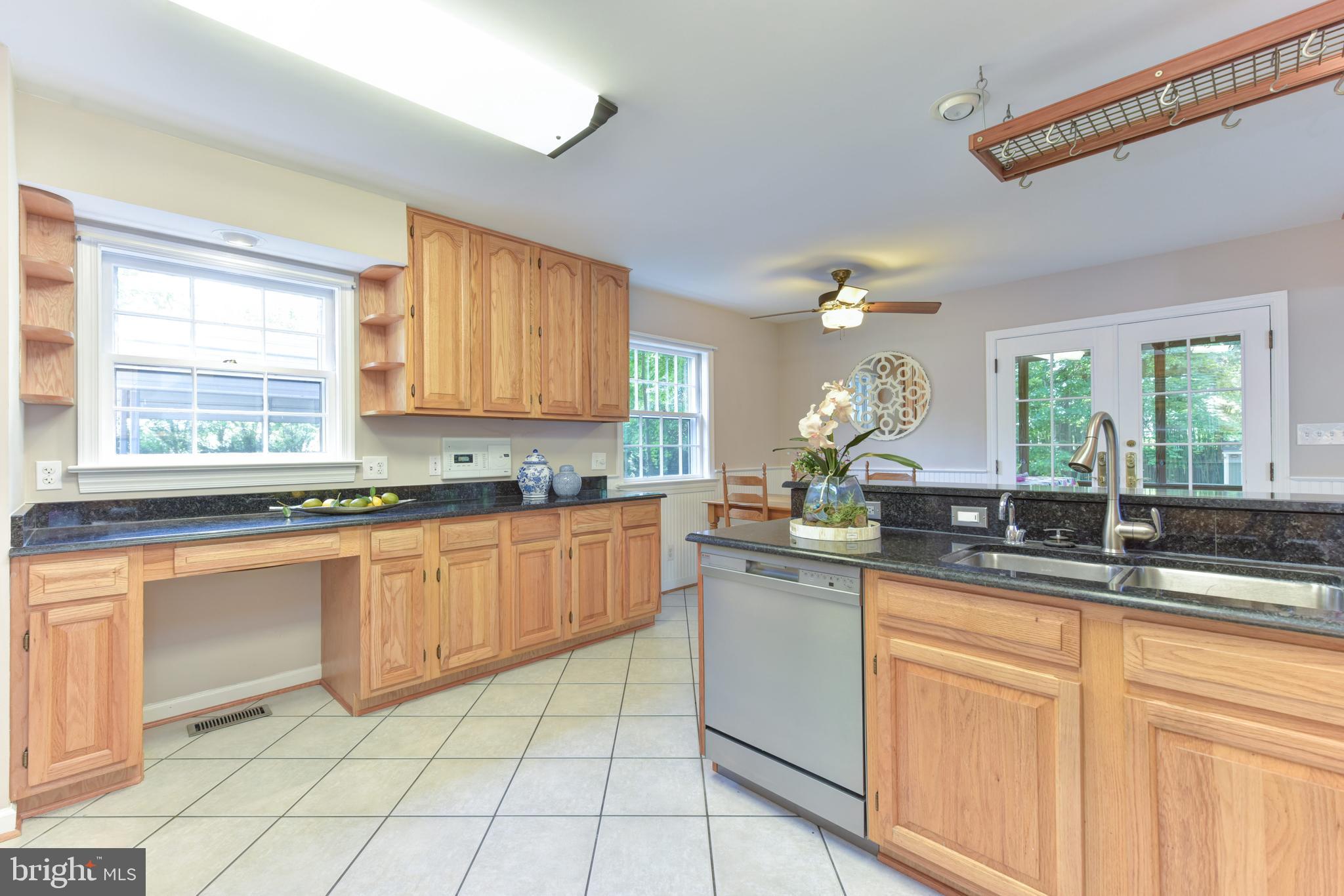 6808 Ridgeway Drive Springfield, VA 22150 - Photo 12 of 63