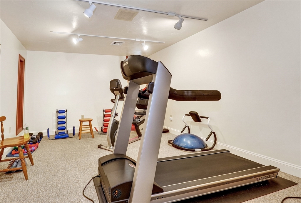 10 Rockmeadow Road Westwood, MA 02090 - Photo 20 of 40