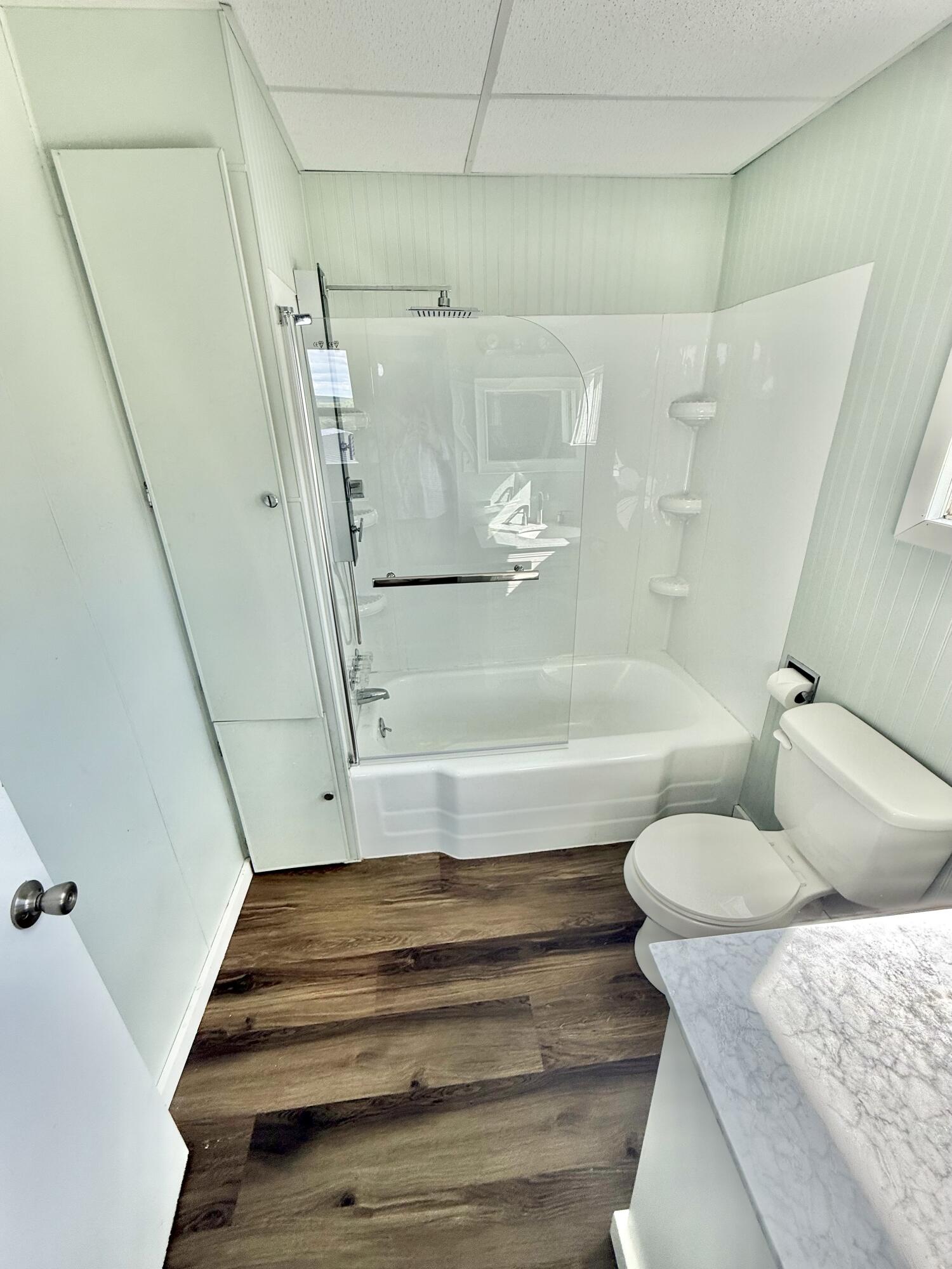 982 Main Street Grand Isle, ME 04746 - Photo 65 of 97 2nd Floor Bath